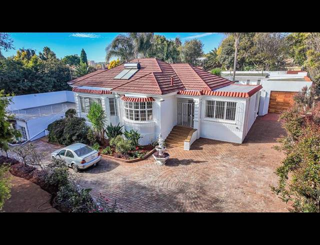 3 BEDROOM HOUSE FOR SALE IN KENSINGTON